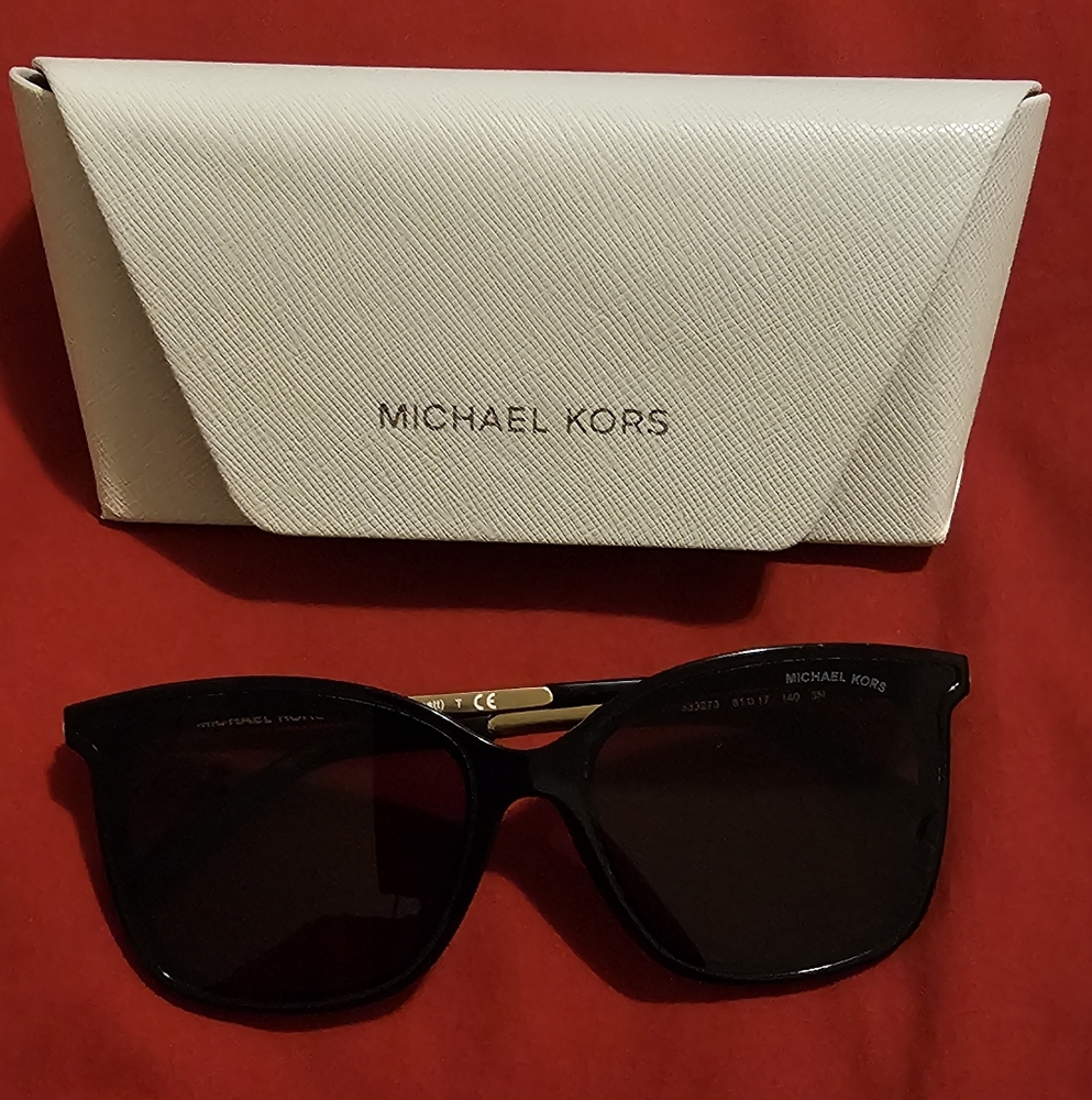 MICHAEL KORS MK2079U 333273 Black Square 61 mm Women's Sunglasses